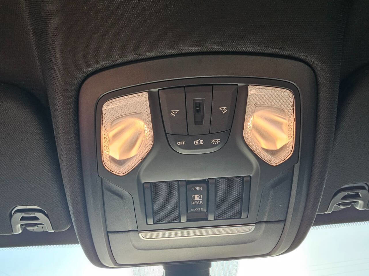 Used 2020 RAM 1500 Big Horn image 35