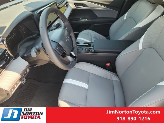 New 2026 Toyota Camry SE w/ Multimedia Upgrade Package image 10