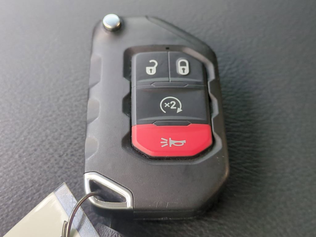 Used 2024 Jeep Gladiator Rubicon image 32