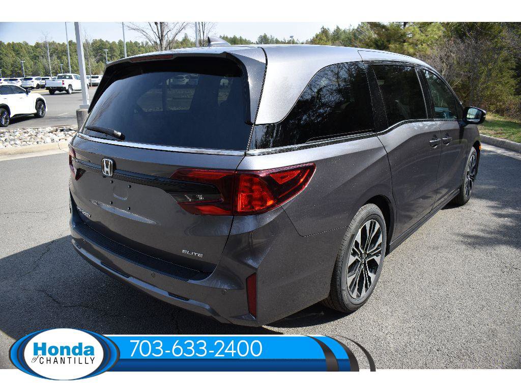 New 2026 Honda Odyssey Touring image 7