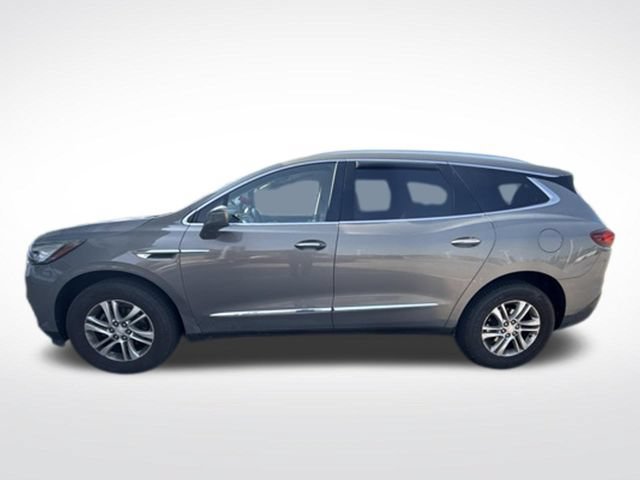 Used 2018 Buick Enclave Essence w/ Trailering Package FWD image 3