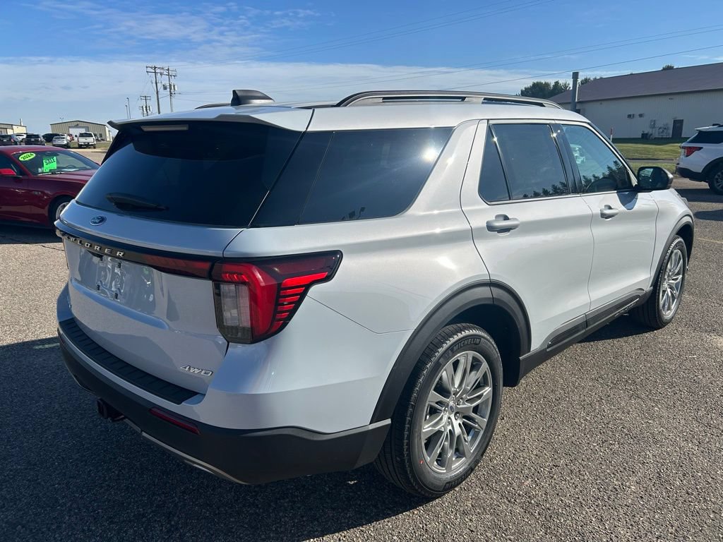 New 2026 Ford Explorer Active w/ Active Comfort Package AWD/4WD image 7