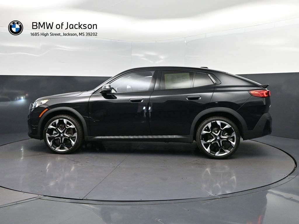 New 2026 BMW X2 xDrive28i w/ Convenience Package AWD/4WD image 4