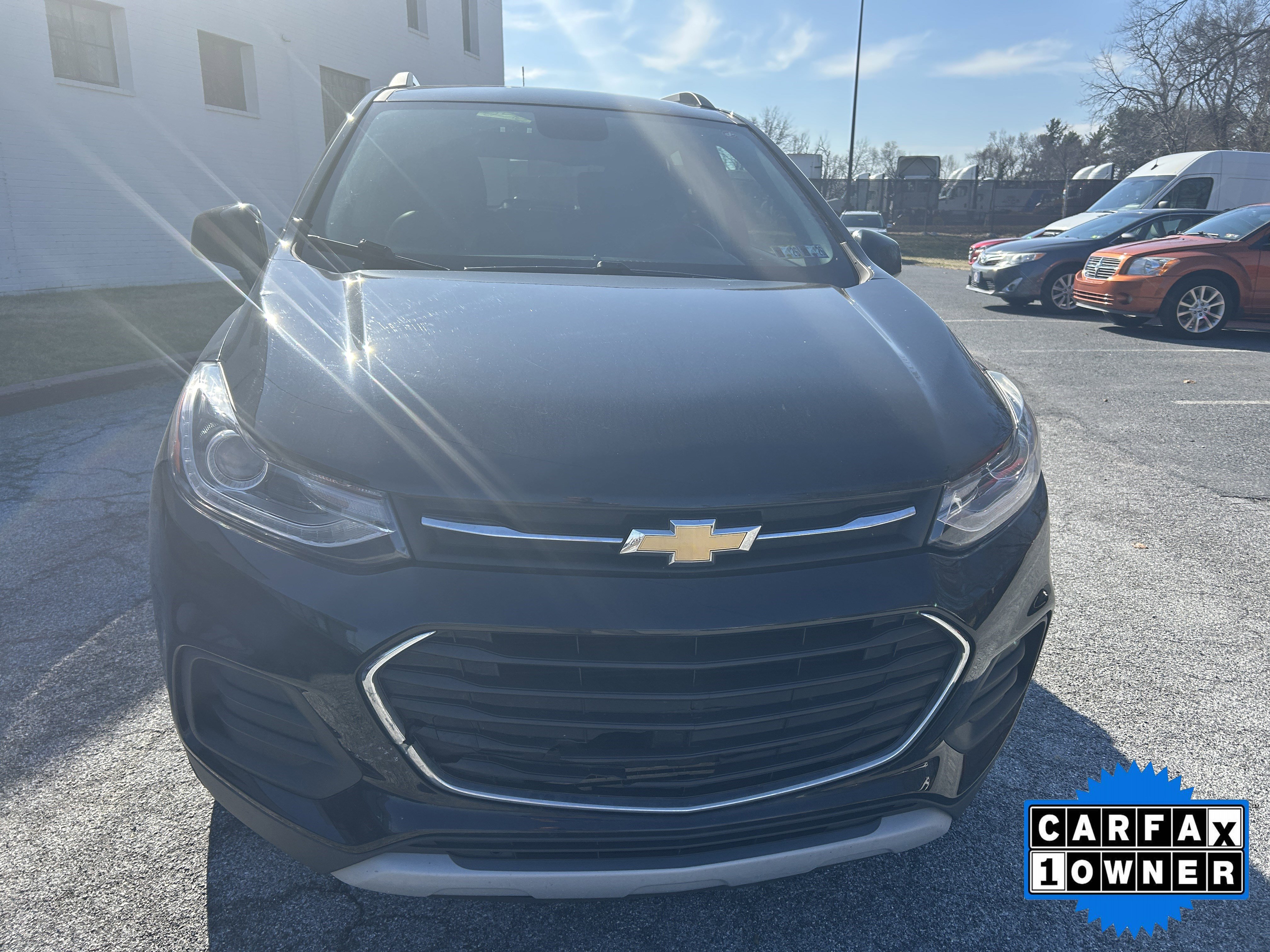 Used 2019 Chevrolet Trax LT w/ LT Convenience Package image 9