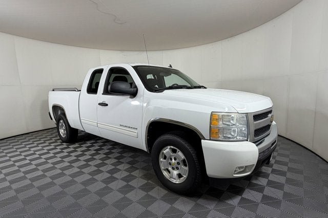 Used 2011 Chevrolet Silverado 1500 LT w/ All-Star Edition RWD image 1