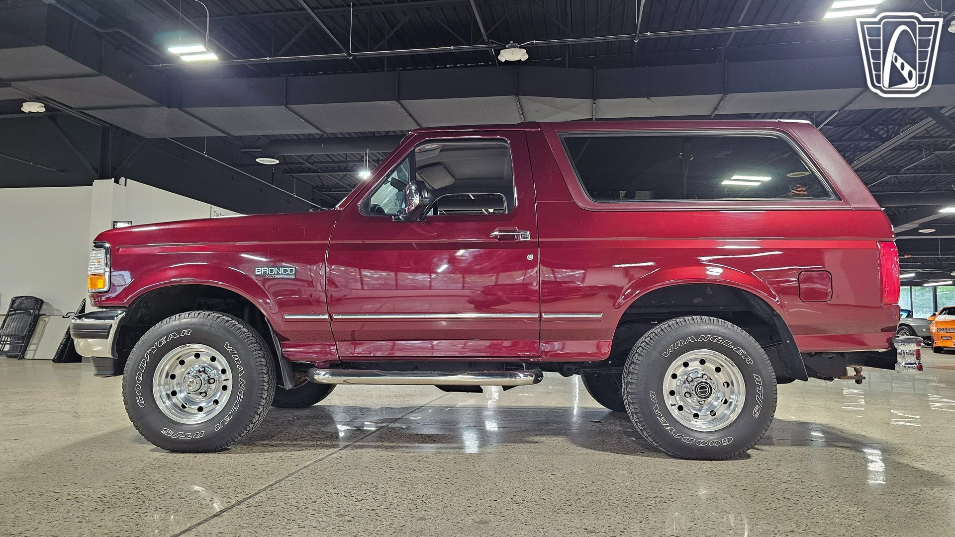 Used 1996 Ford Bronco XLT image 5