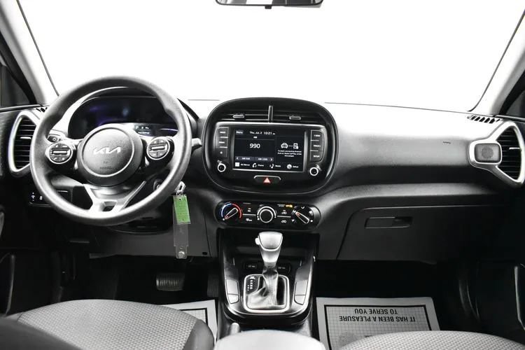 Used 2024 Kia Soul LX w/ Option Group 015 FWD image 19