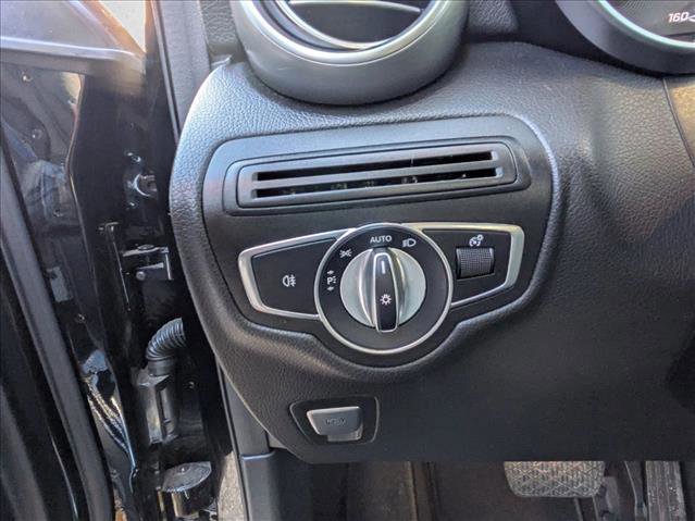 Used 2021 Mercedes-Benz GLC 300 image 19