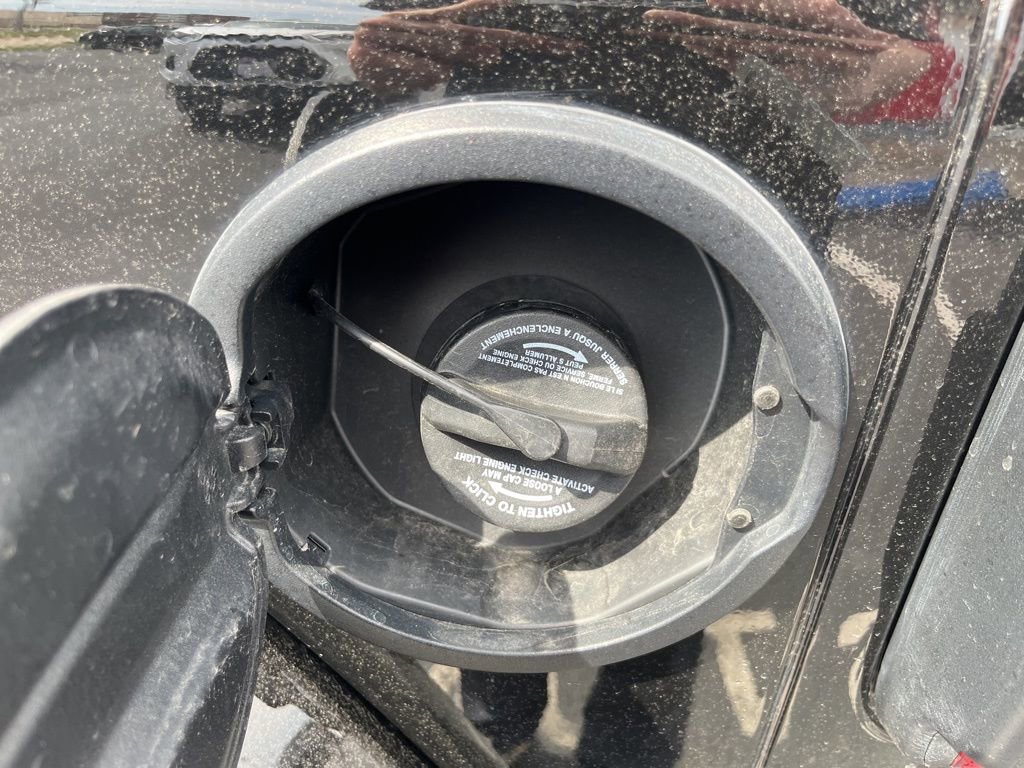 Used 2024 Jeep Wrangler Sahara w/ Technology Group image 20