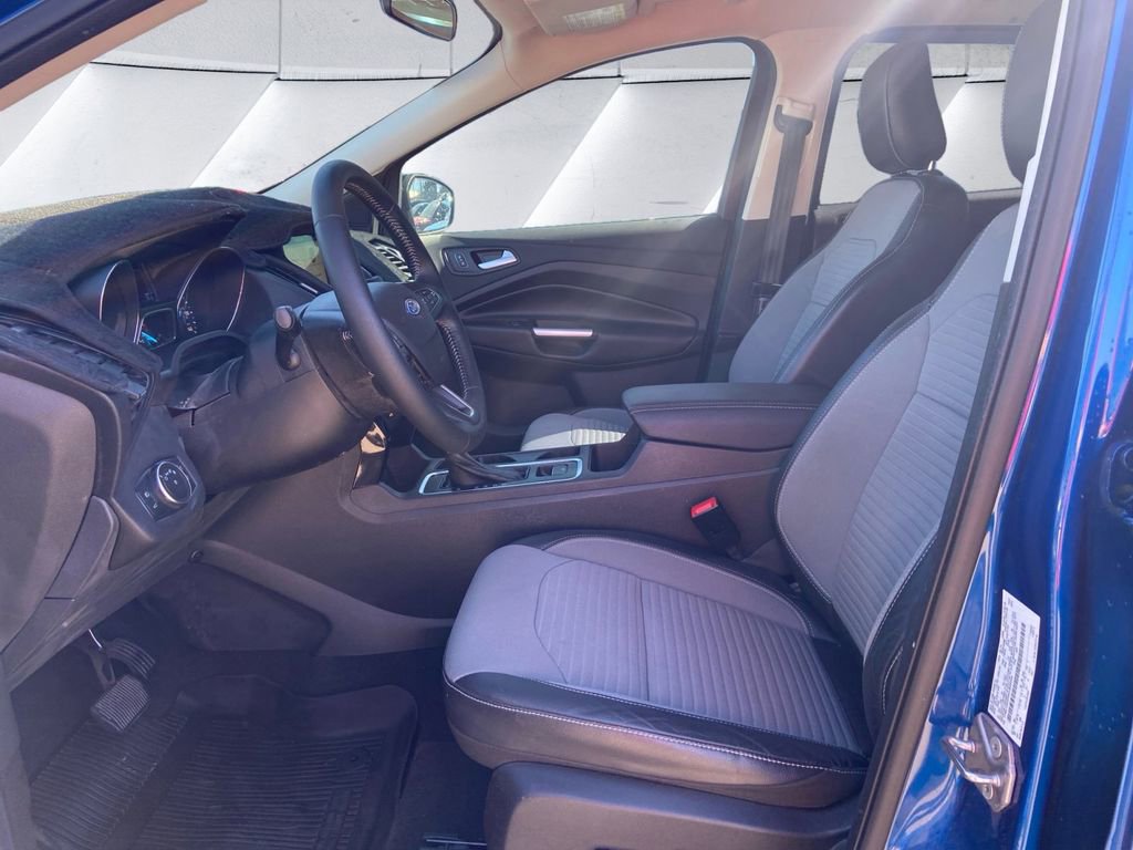 Used 2019 Ford Escape SE image 7