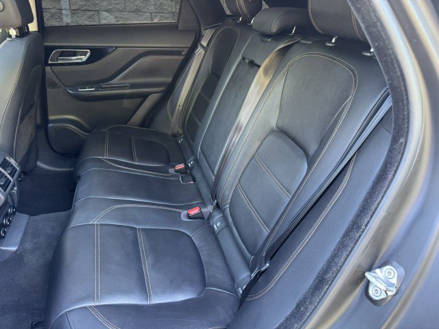 Used 2019 Jaguar F-PACE Prestige AWD/4WD image 8