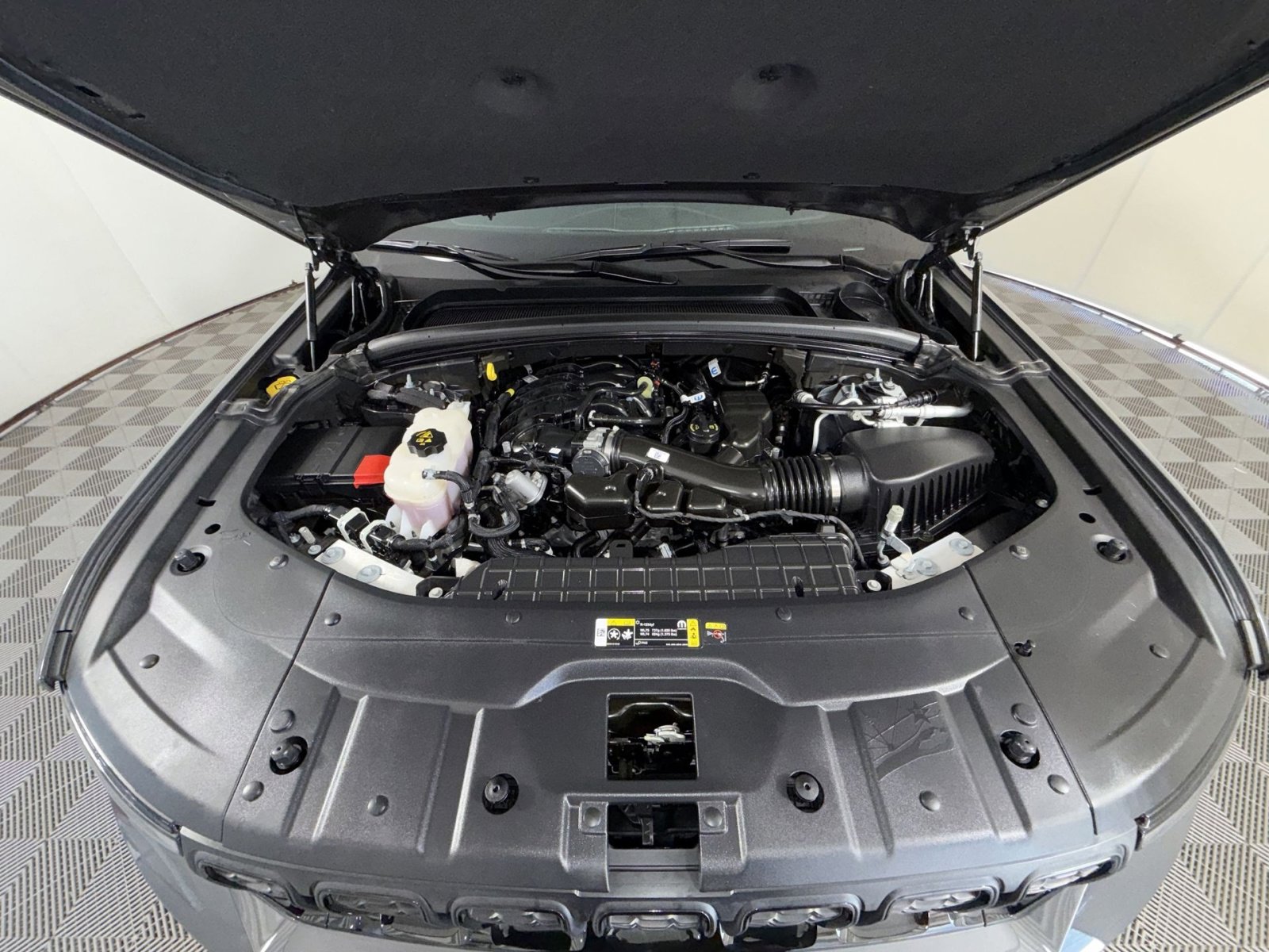 Used 2025 Jeep Grand Cherokee Altitude image 27