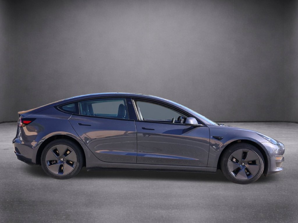 Used 2023 Tesla Model 3 Standard Range RWD image 3