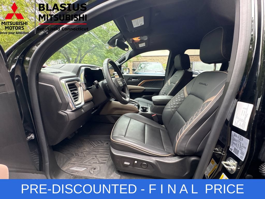 Used 2024 GMC Canyon Denali w/ LPO, Denali Black Edition AWD/4WD image 16