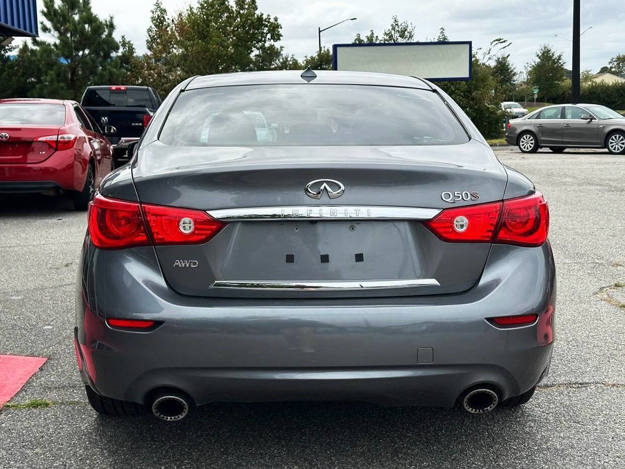 Used 2017 INFINITI Q50 Red Sport 400 image 6