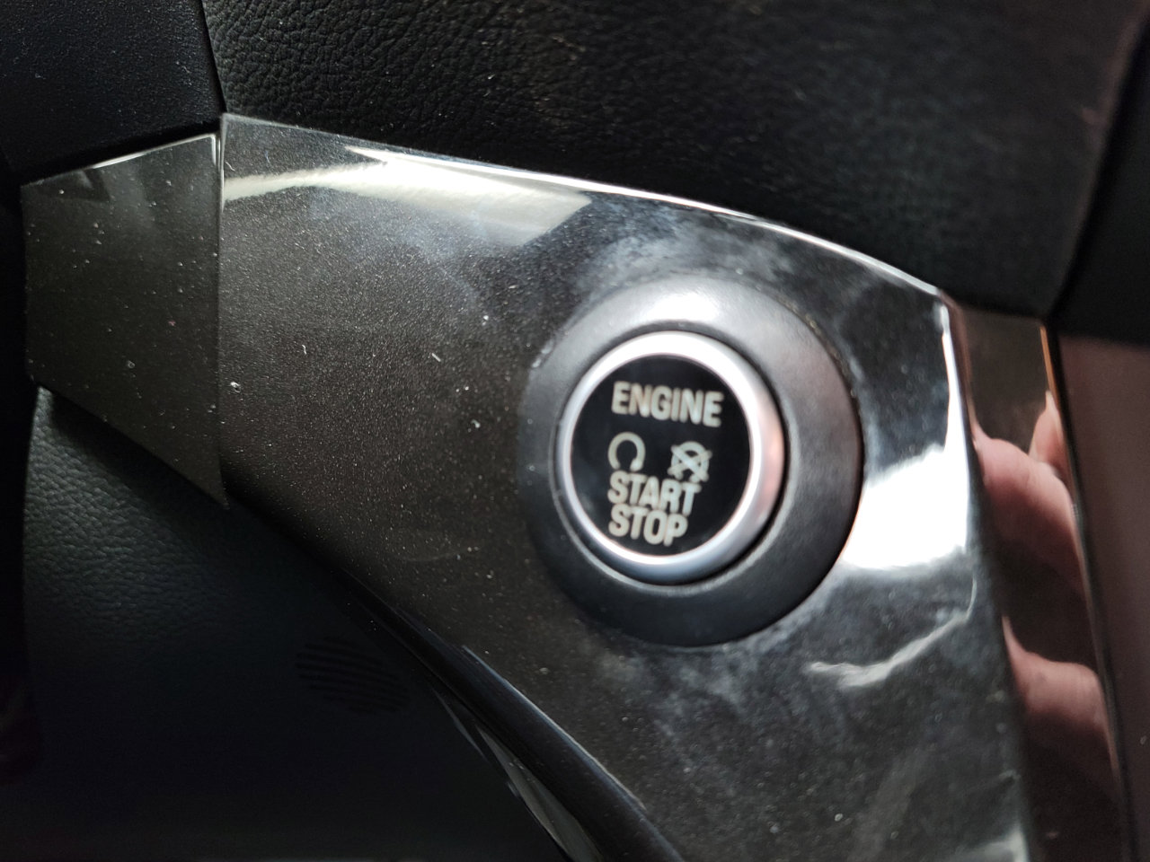 Used 2018 Ford Escape Titanium image 15