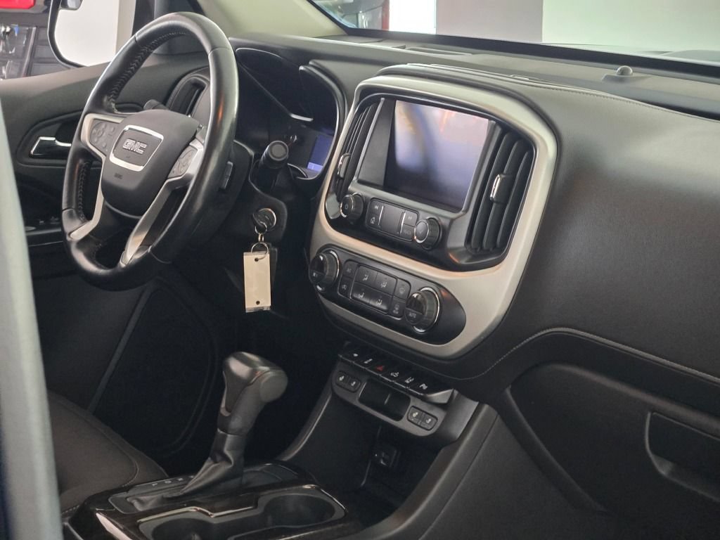 Certified 2020 GMC Canyon SLE w/ Driver Alert Package AWD/4WD image 8