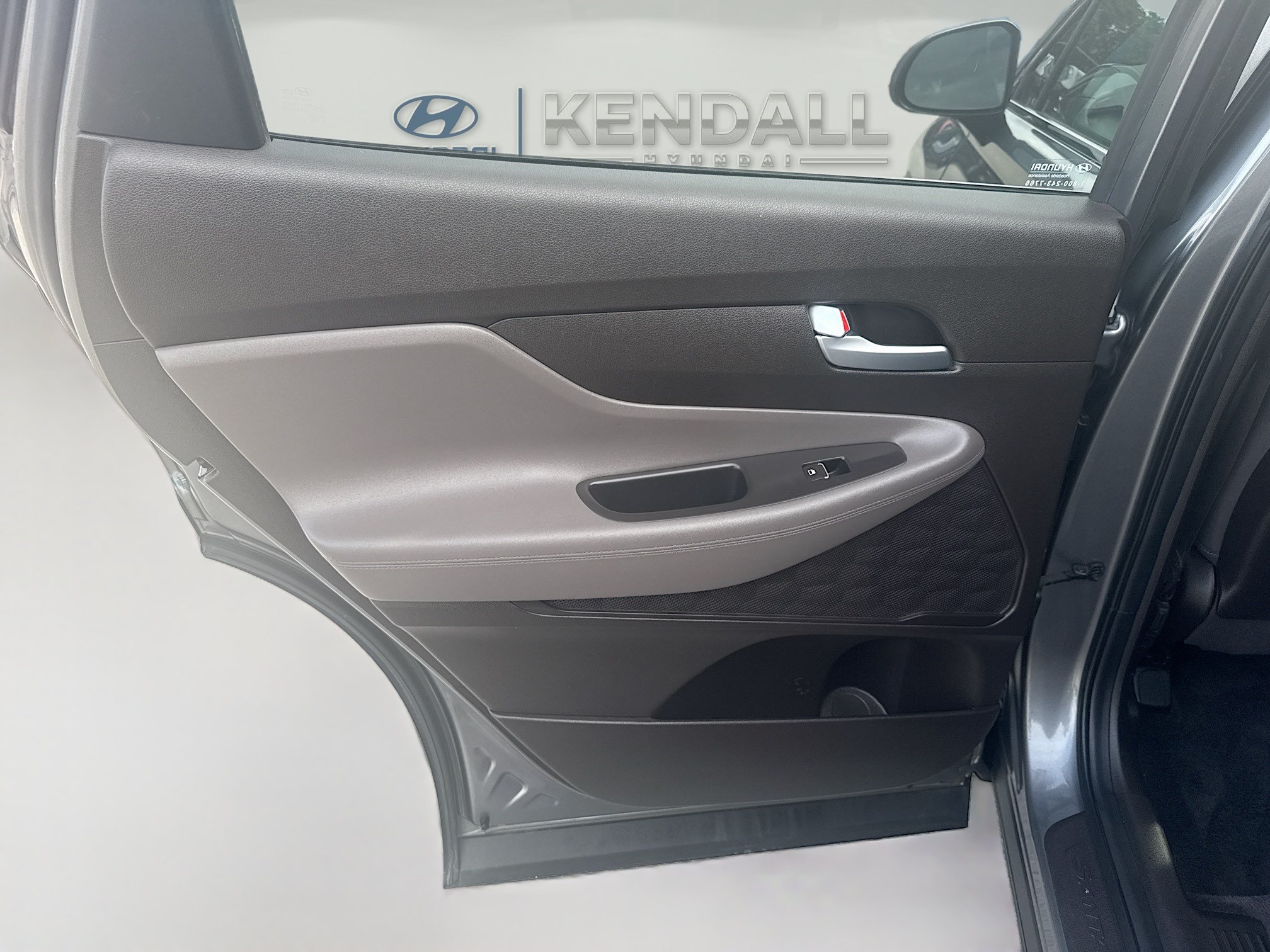 Used 2019 Hyundai Santa Fe SE FWD image 23