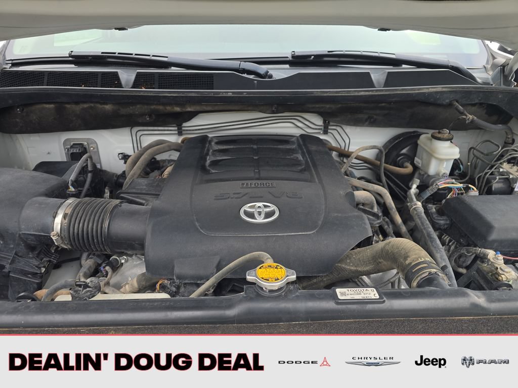 Used 2016 Toyota Tundra SR5 w/ TRD Off Road Package AWD/4WD image 20