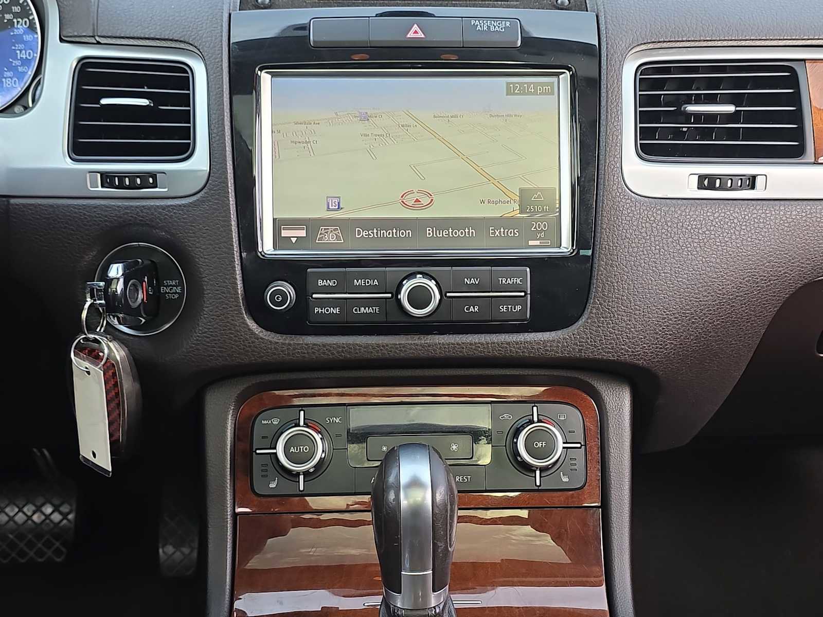 Used 2014 Volkswagen Touareg Lux image 20