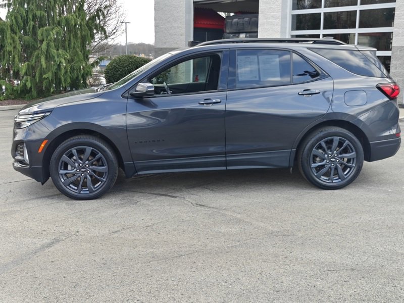 Used 2022 Chevrolet Equinox RS w/ RS Leather Package image 11