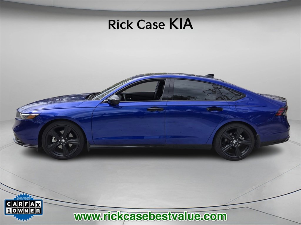 Used 2024 Honda Accord Sport image 3