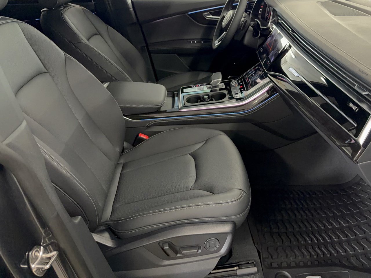 New 2027 Audi Q8 Premium Plus AWD/4WD image 30