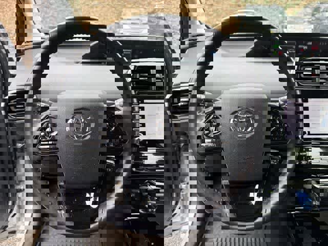Used 2022 Toyota Prius image 7