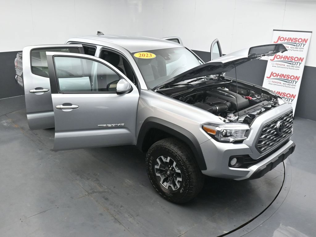 Used 2023 Toyota Tacoma TRD Off-Road image 39
