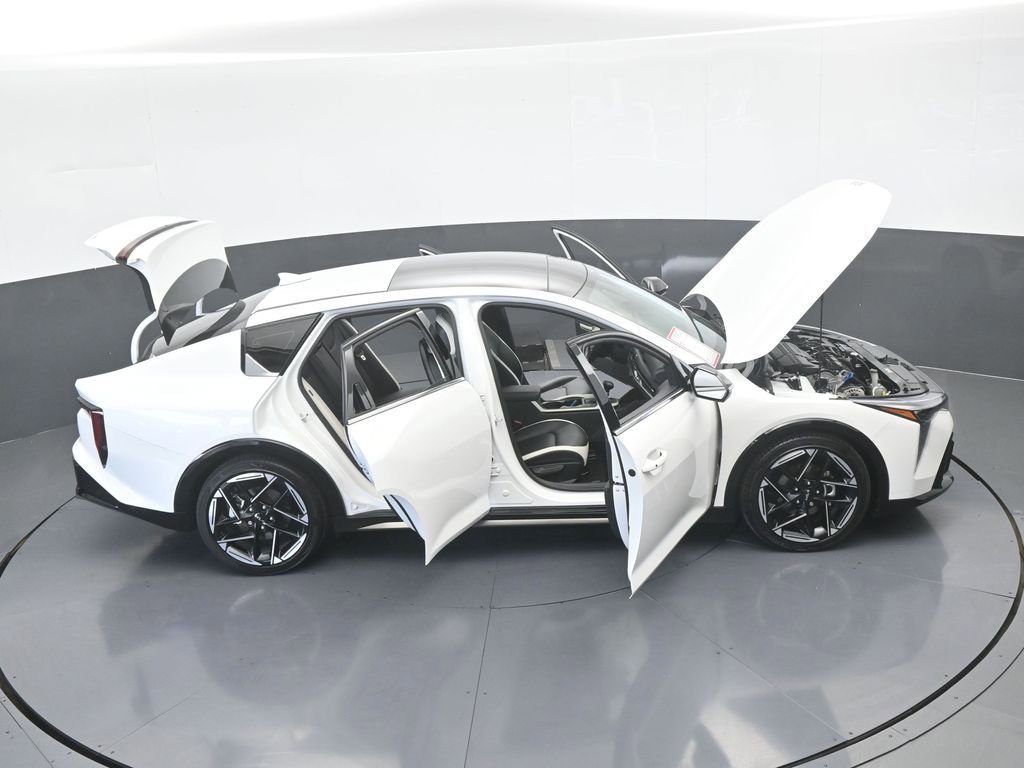 Used 2025 Kia K4 GT-Line w/ GT-Line Premium Package image 70