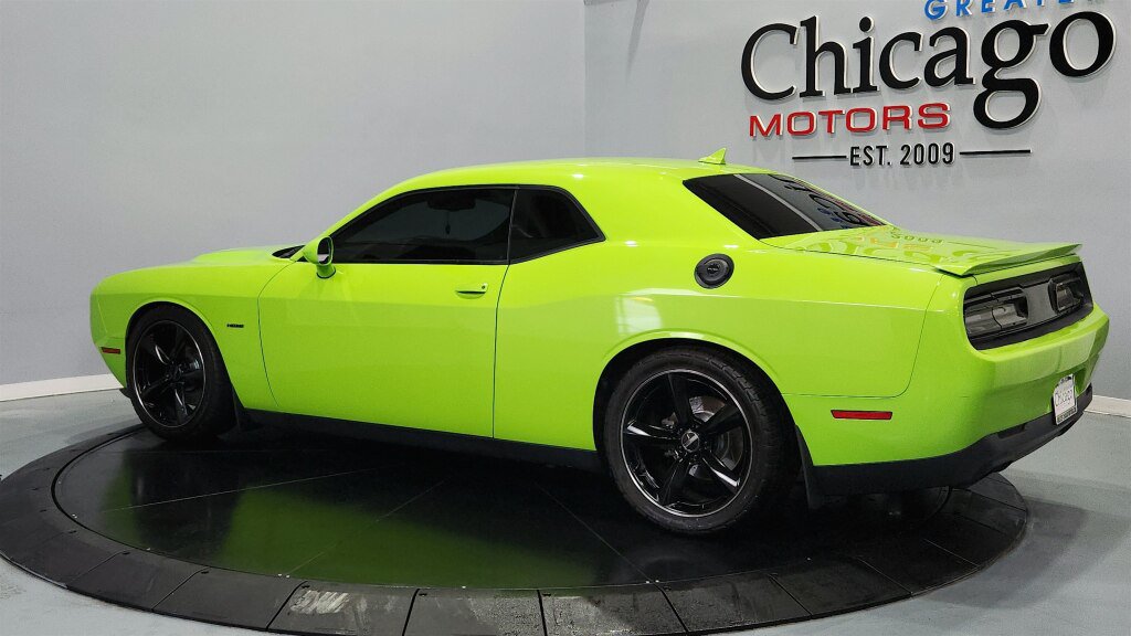 Used 2015 Dodge Challenger R/T w/ Quick Order Package 22B R/T RWD image 8