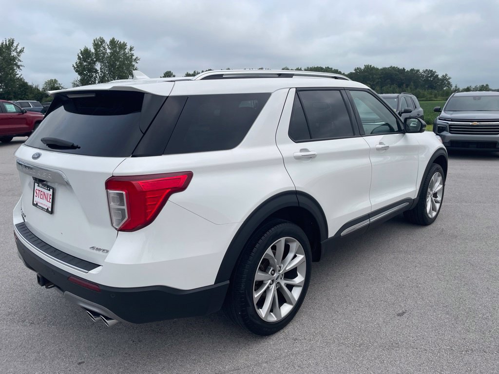 Used 2023 Ford Explorer Platinum w/ Technology Package AWD/4WD image 12