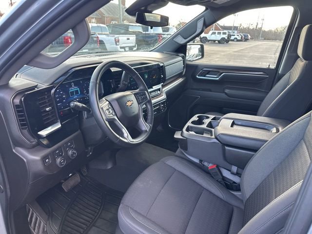 Used 2025 Chevrolet Silverado 1500 LT image 10
