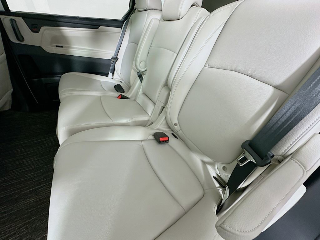 New 2026 Honda Odyssey EX-L image 4