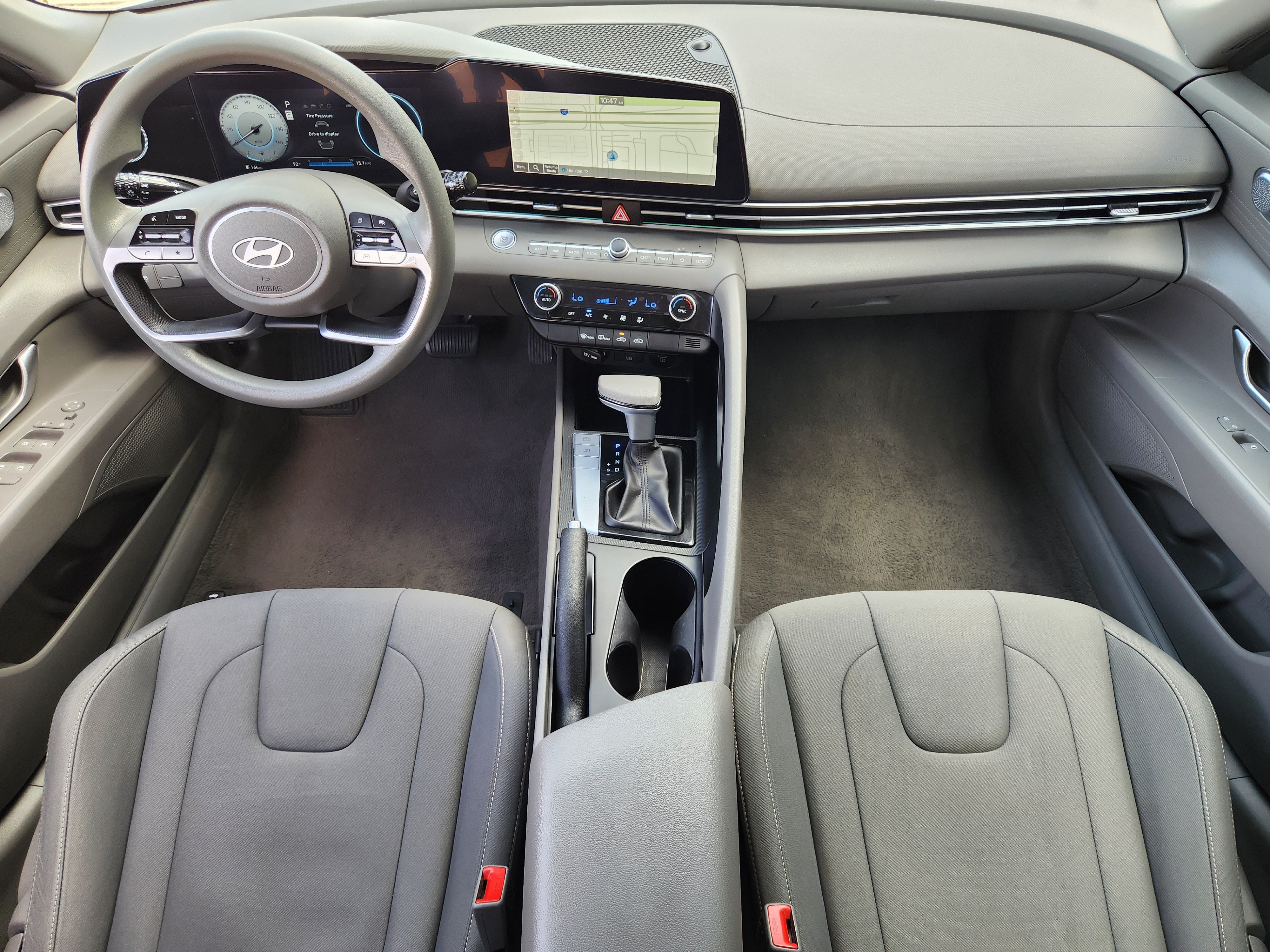 Used 2024 Hyundai Elantra SEL FWD image 26