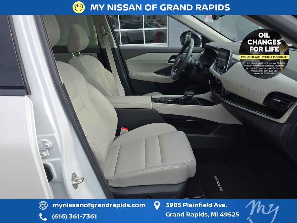 Used 2023 Nissan Rogue SL AWD/4WD image 25