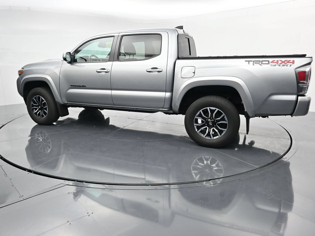 Used 2023 Toyota Tacoma TRD Sport AWD/4WD image 5