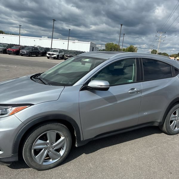 Used 2019 Honda HR-V EX image 4