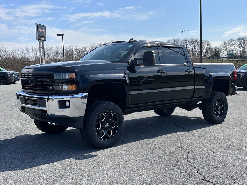 Used 2015 Chevrolet Silverado 2500 LT w/ LT Convenience Package image 2