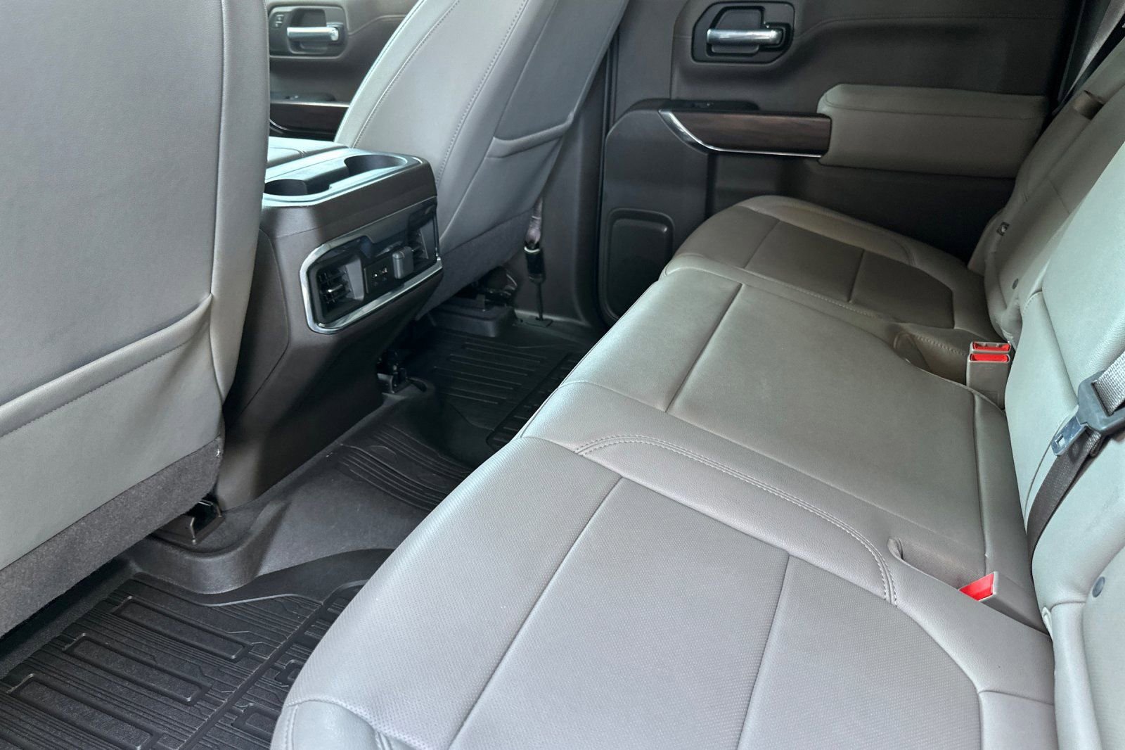 Certified 2022 GMC Sierra 1500 SLT w/ SLT Premium Package image 13