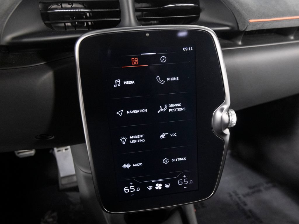 Used 2023 McLaren Artura RWD image 17