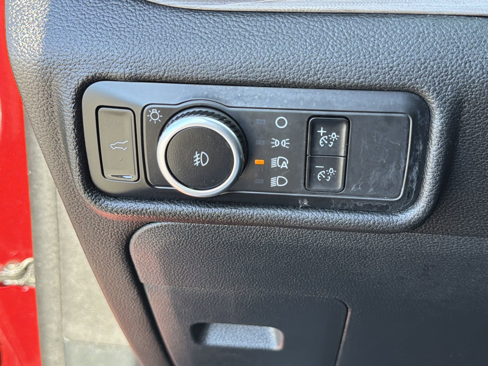 Certified 2023 Ford Explorer Limited w/ Equipment Group 301A image 12