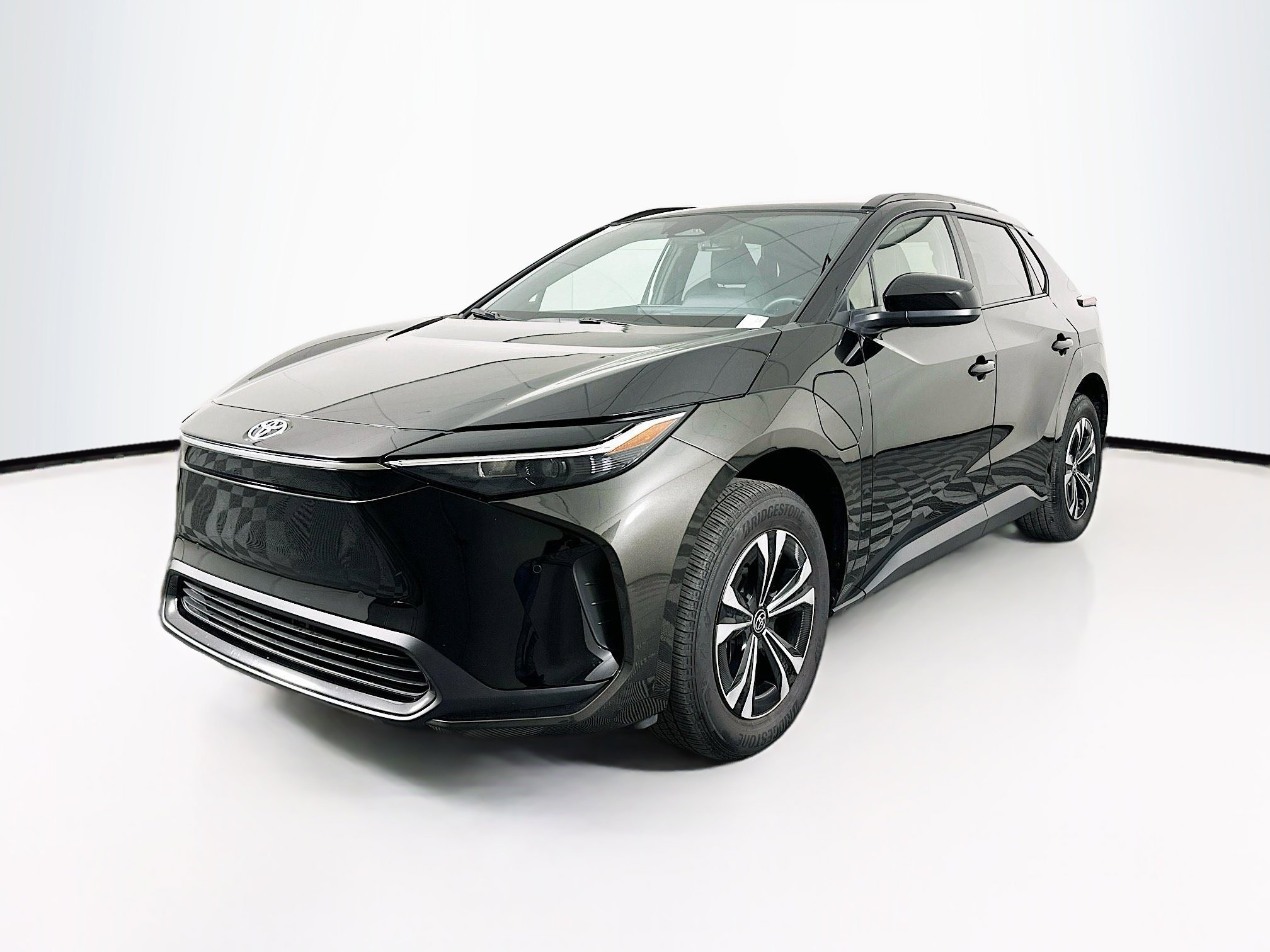 Used 2024 Toyota bZ4X XLE image 3