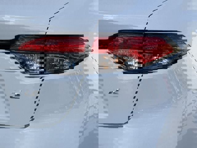 Used 2025 Toyota Corolla LE image 7