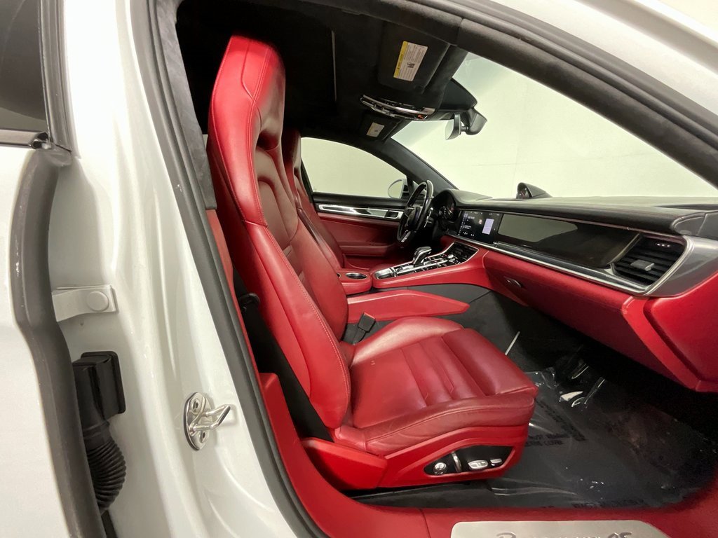 Used 2017 Porsche Panamera 4S image 21