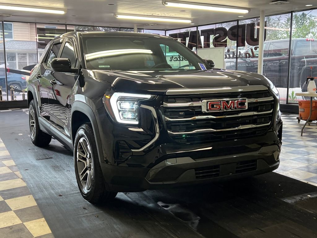 Used 2026 GMC Terrain Elevation w/ LPO, Floor Liner Package AWD/4WD image 1