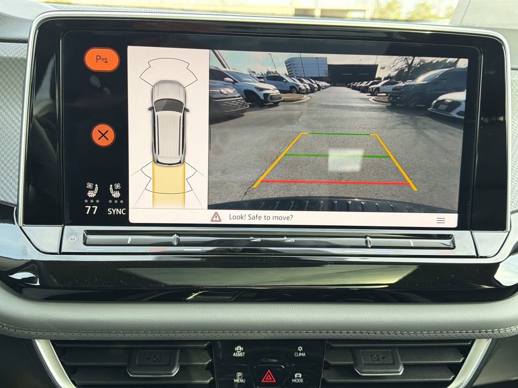 New 2026 Volkswagen Atlas Peak Edition image 32