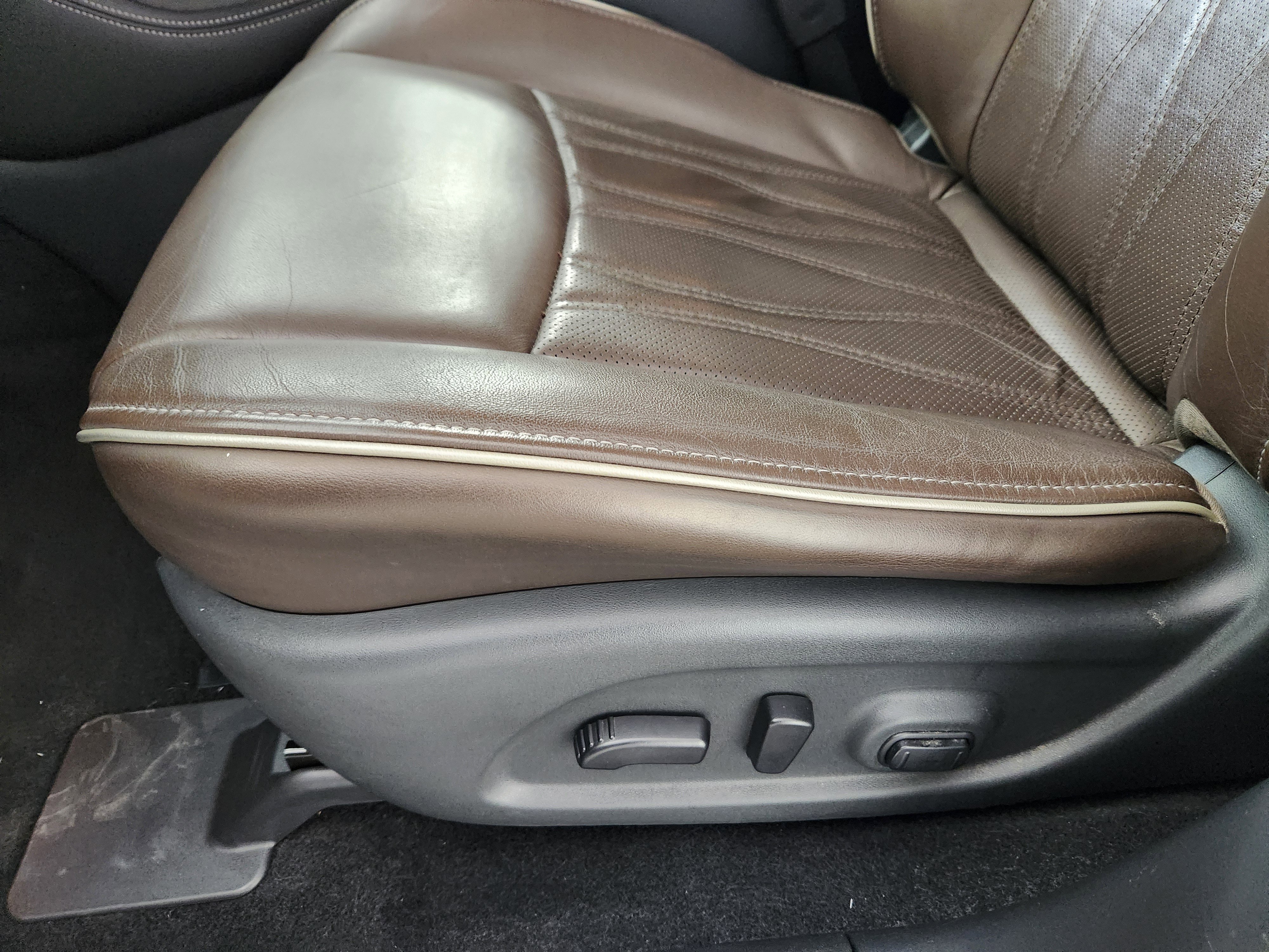 Used 2017 INFINITI QX60 Luxe w/ Deluxe Technology Package image 13