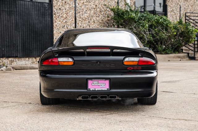 Used 2002 Chevrolet Camaro Z28 w/ SS Performance/Appearance Pkg RWD image 16