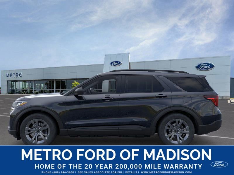 New 2026 Ford Explorer Active w/ Active Comfort Package image 3